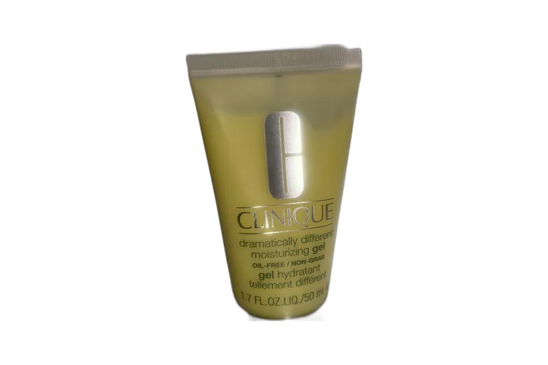 Clinique DRAMATICALLY DIFFERENT MOISTURISING GEL TUBE