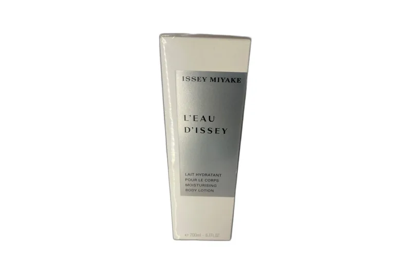 Issey Miyake L'EAU D'ISSEY MOISTURISING BODY LOTION
