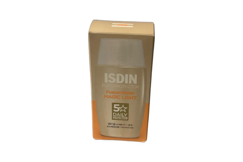 ISDIN FOTOPROTECTOR SPF50 FUSION WATER MAGIC LIGHT
